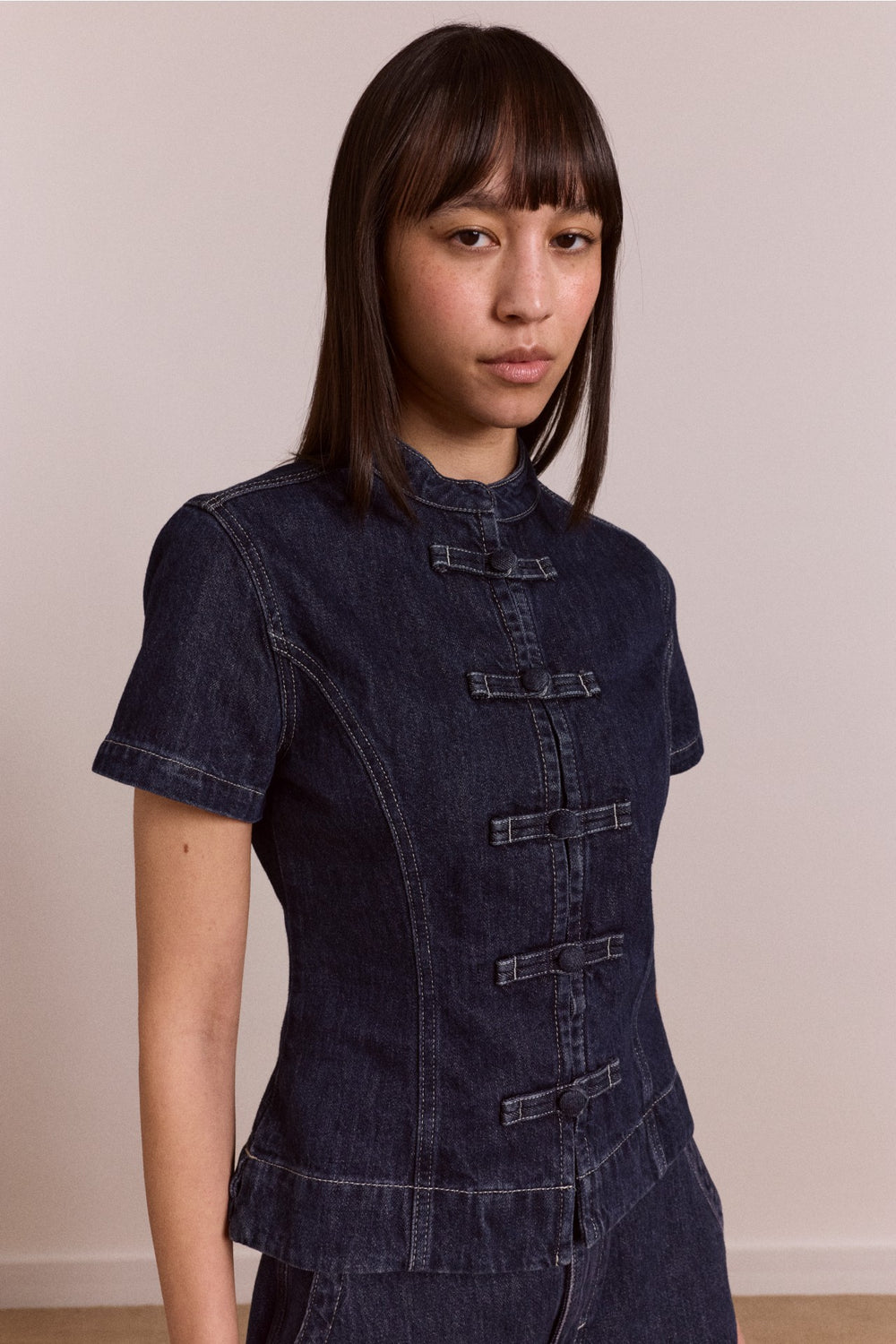 Damson Madder nelly button trim top - indigo
