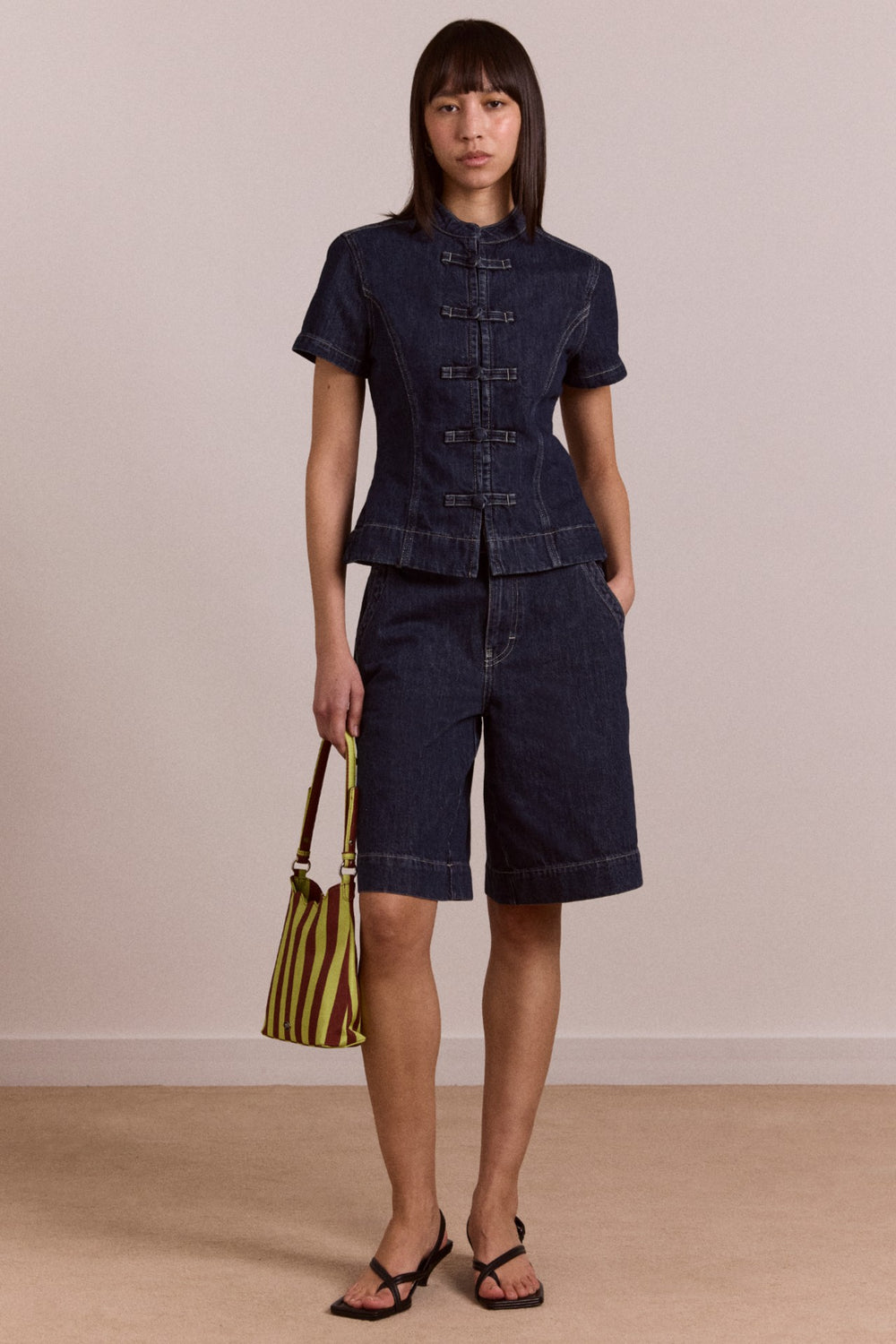 Damson Madder nelly button trim top - indigo