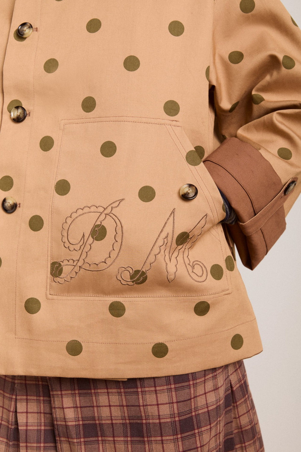 Damson Madder reversible jerry crop trench coat - camel spot