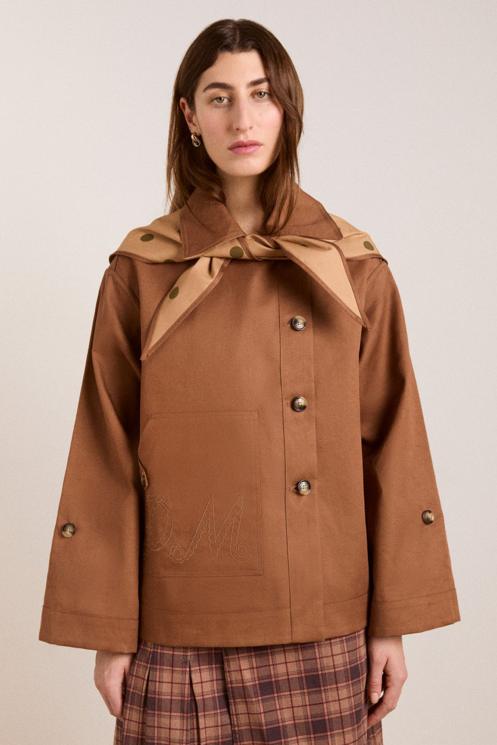 Damson Madder reversible jerry crop trench coat - camel spot