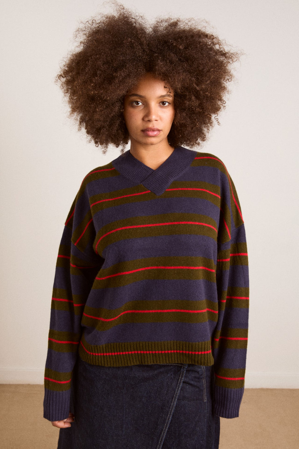 Damson Madder odette v-neck merino wool jumper-olive/navy stripe