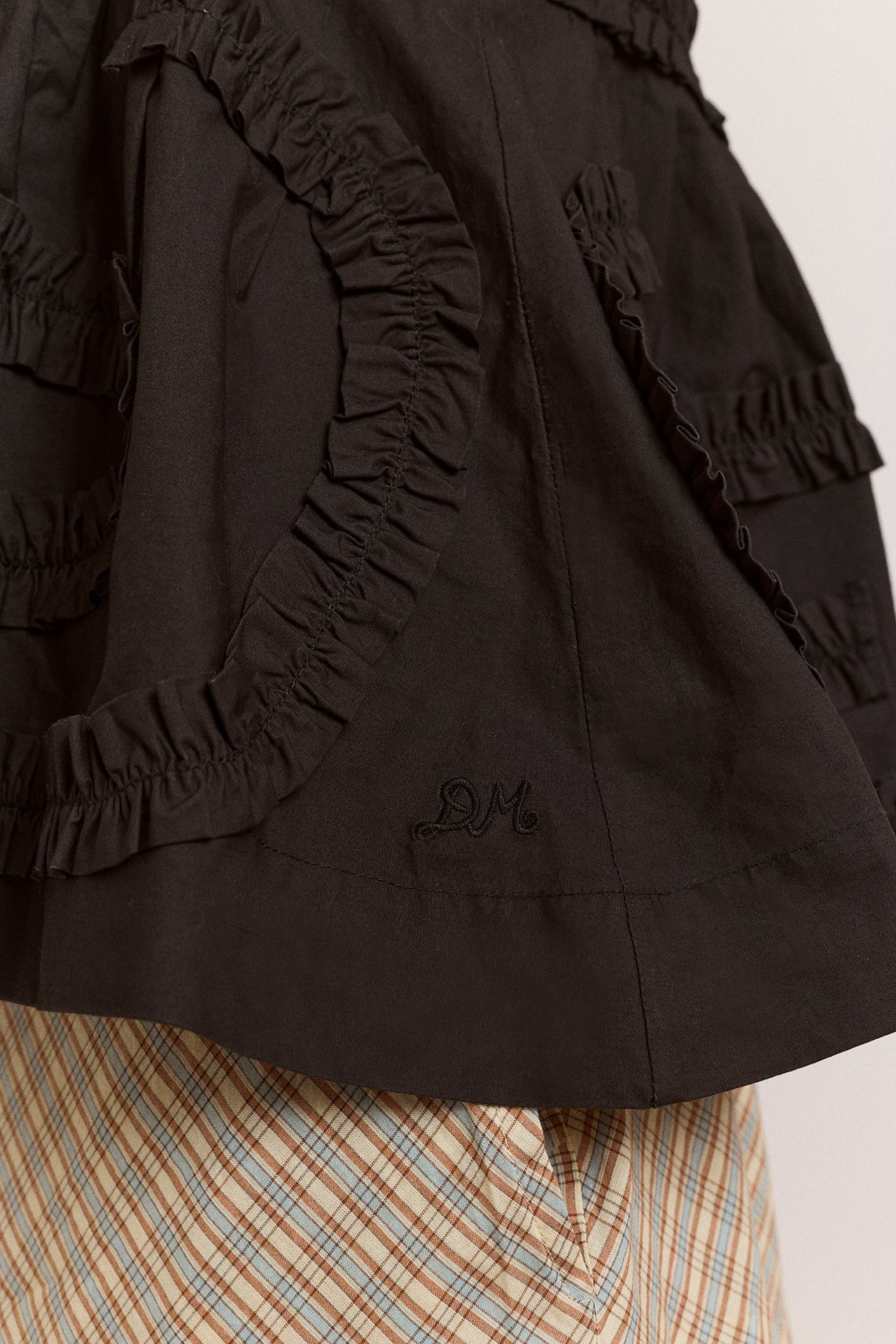 Damson Madder stella ruffle cami - black