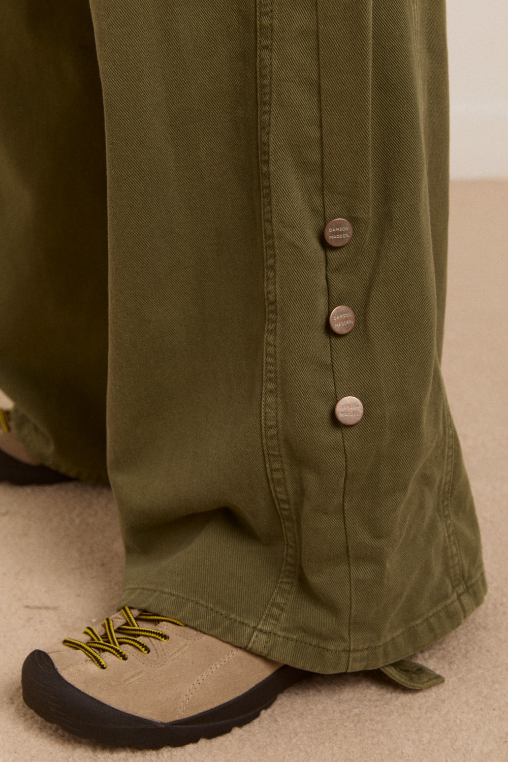 Damson Madder wylie turn up jeans - khaki