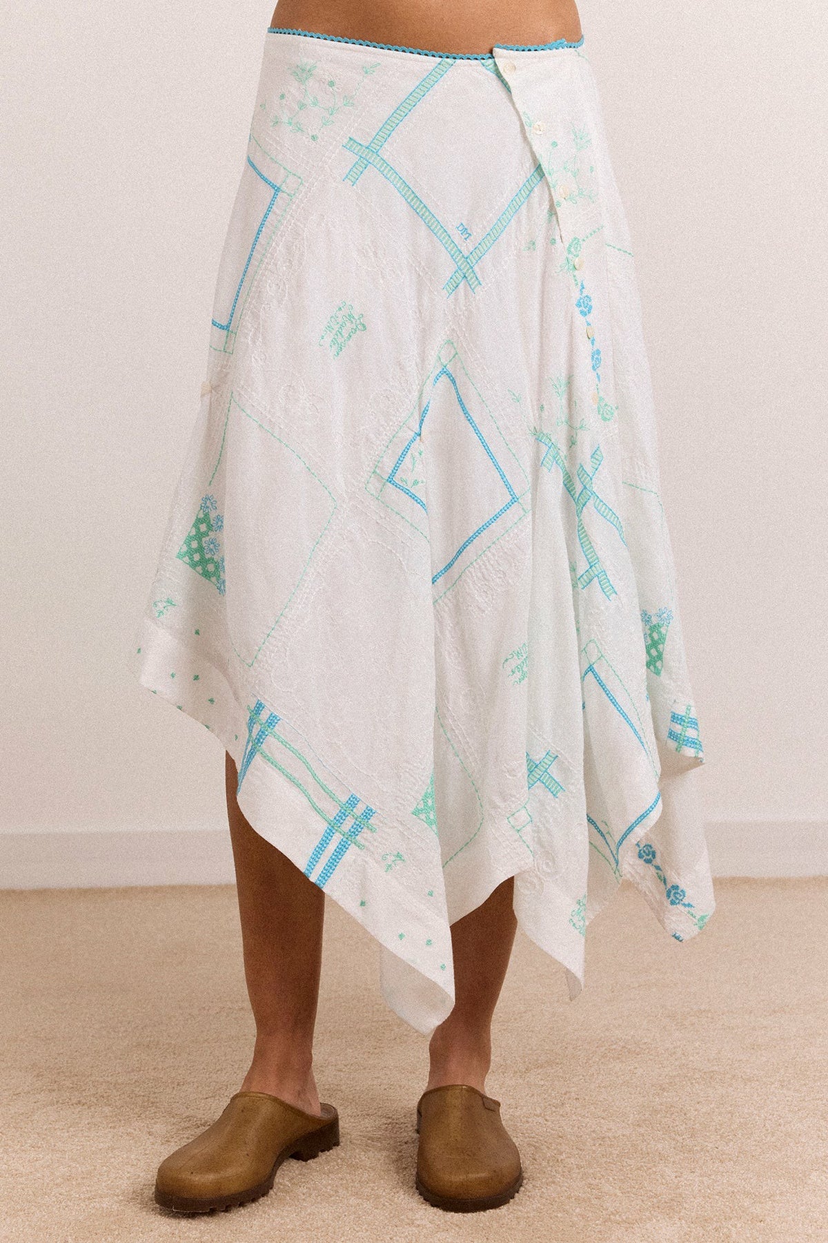 Damson Madder corinne hanky hem midi skirt - white/blue embroidery