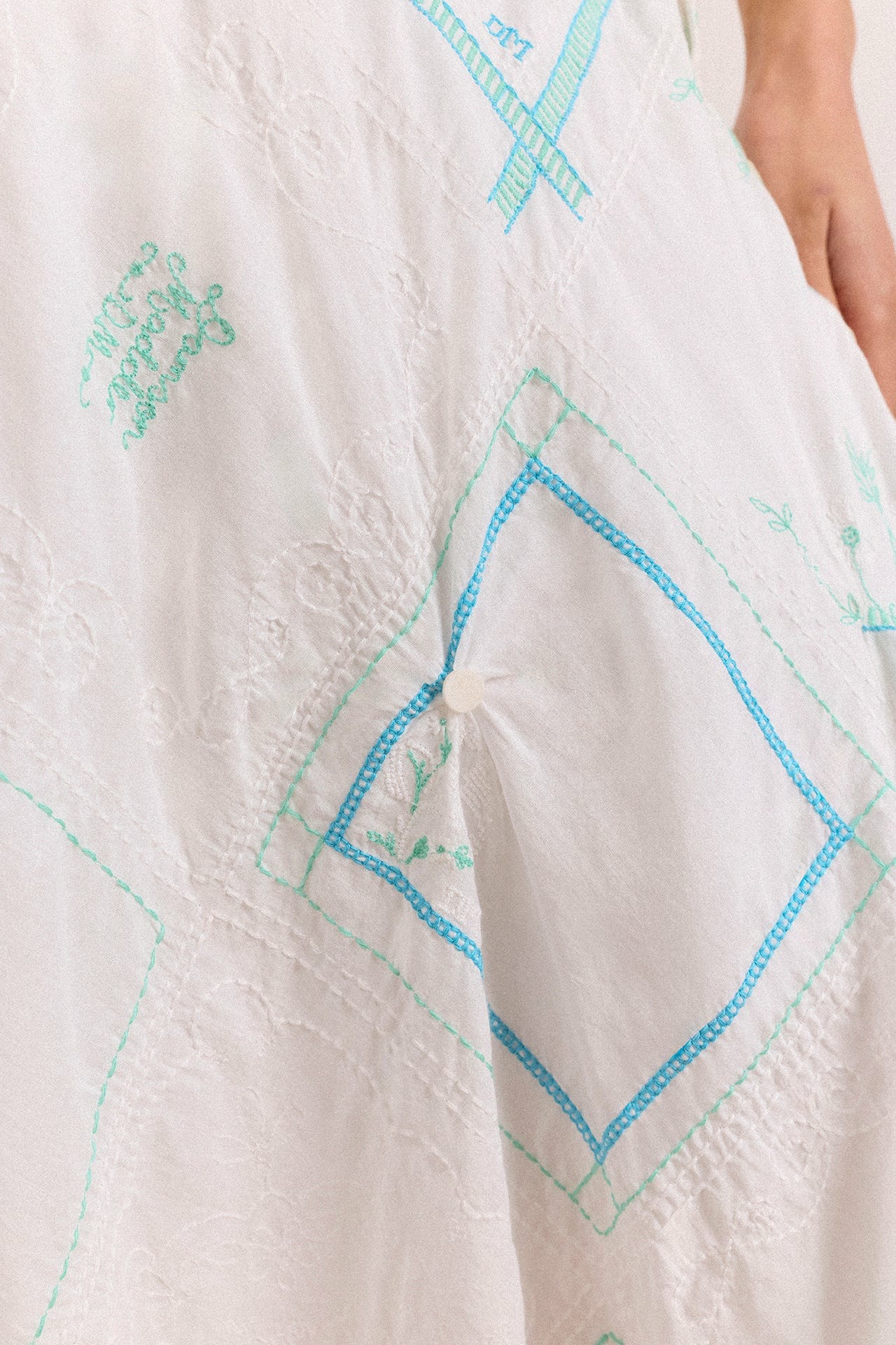 Damson Madder corinne hanky hem midi skirt - white/blue embroidery
