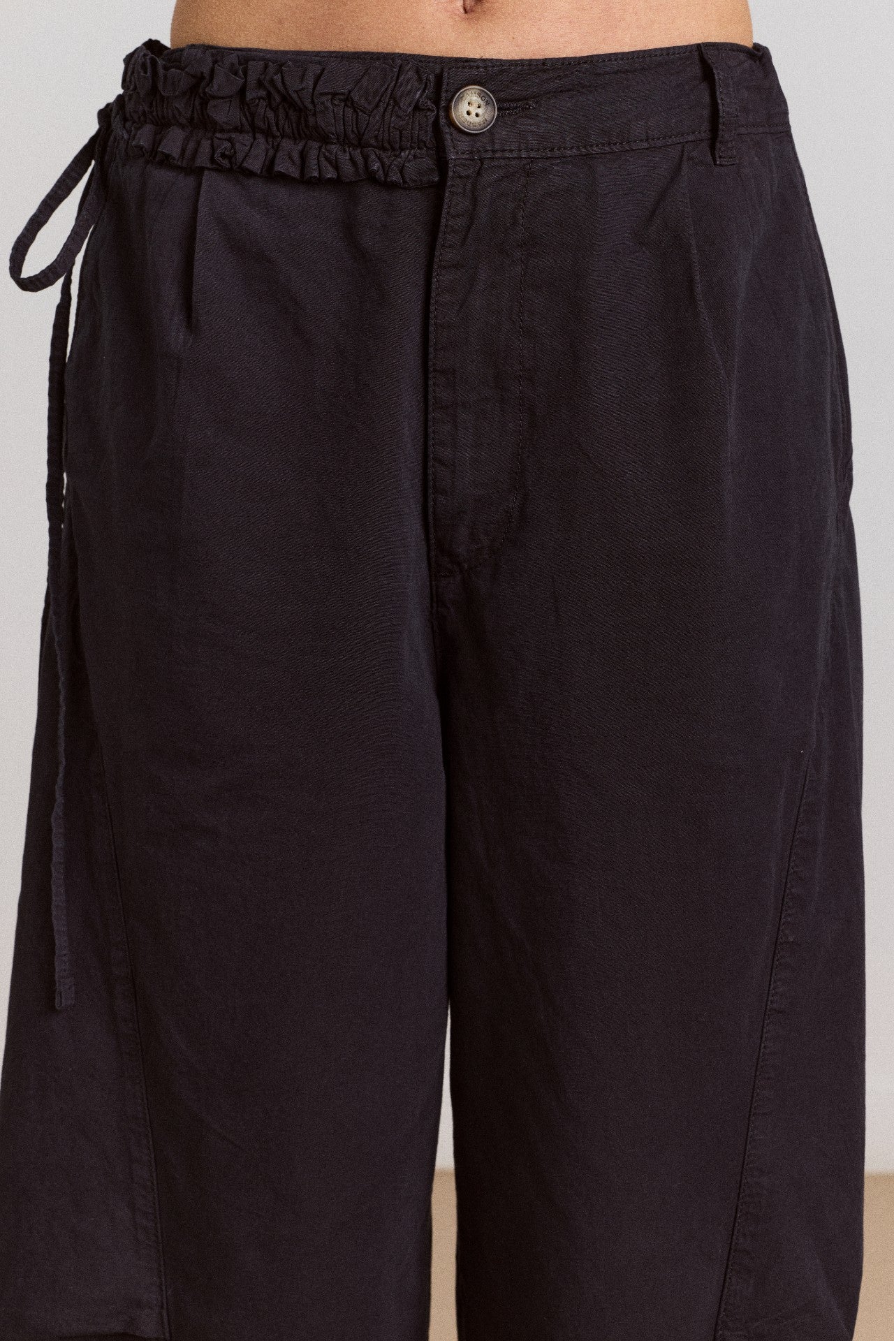 Damson Madder liv trouser - black
