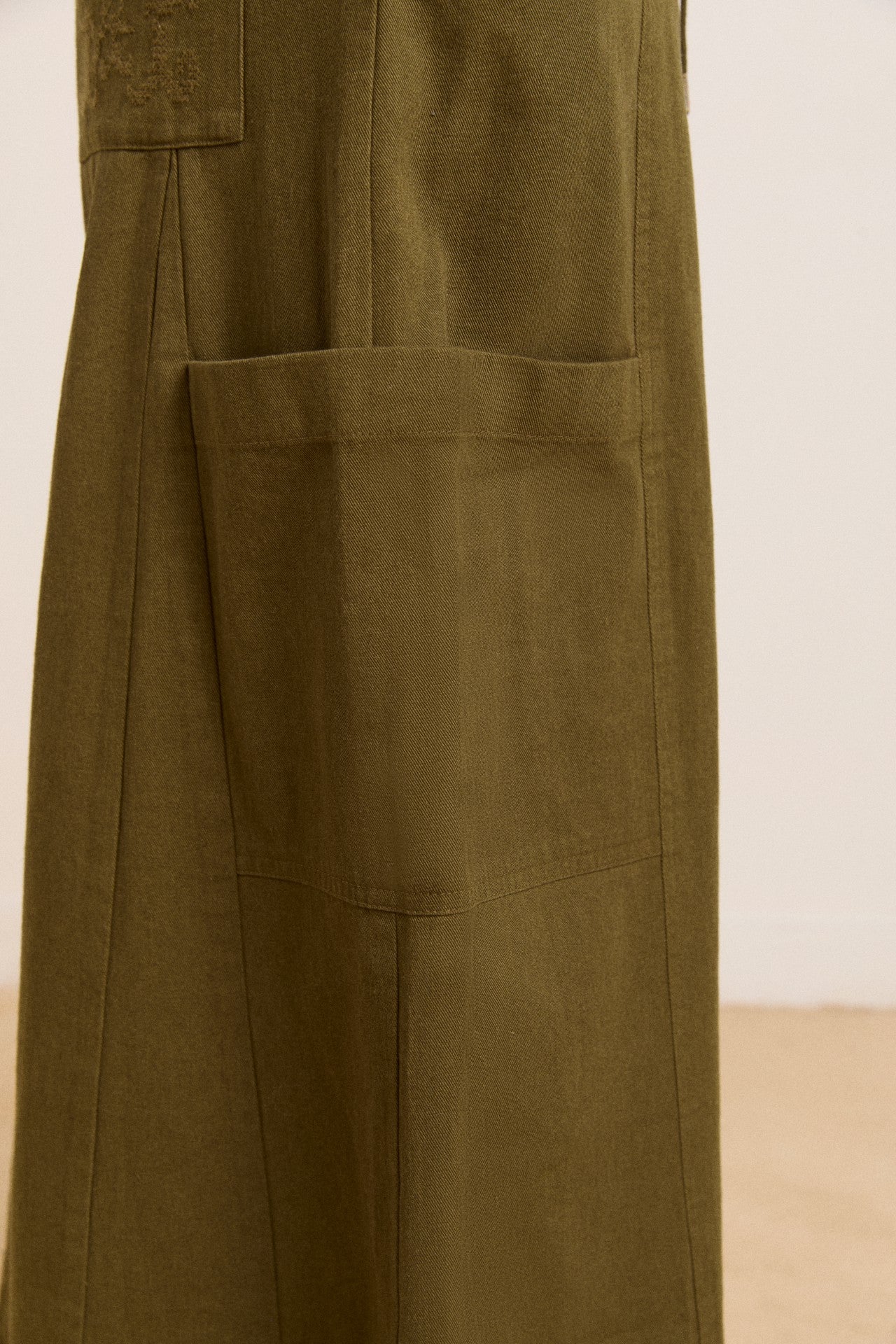 Damson Madder vika utility midi skirt - olive