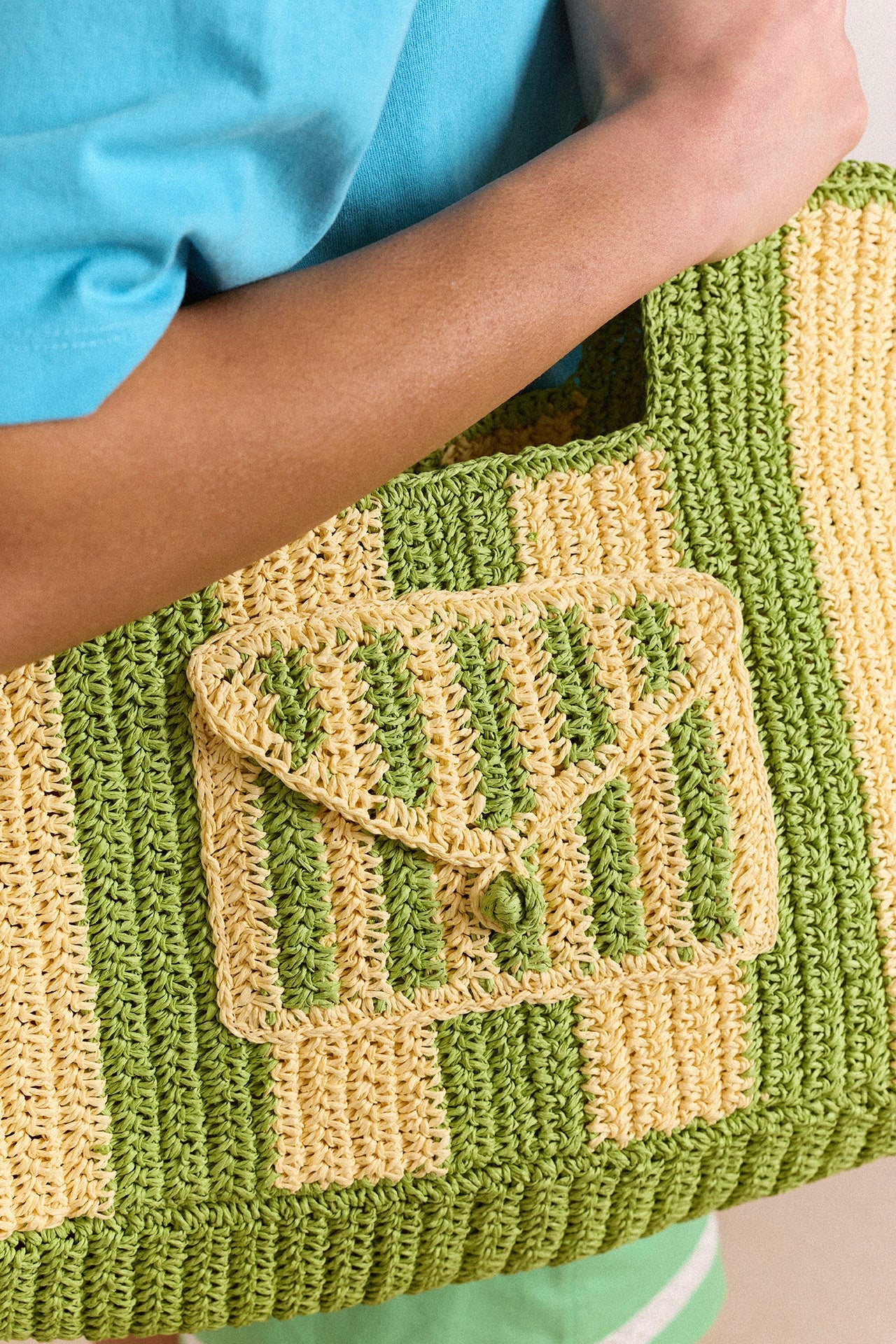 Damson Madder orla oversized raffia beach bag - apple stripe