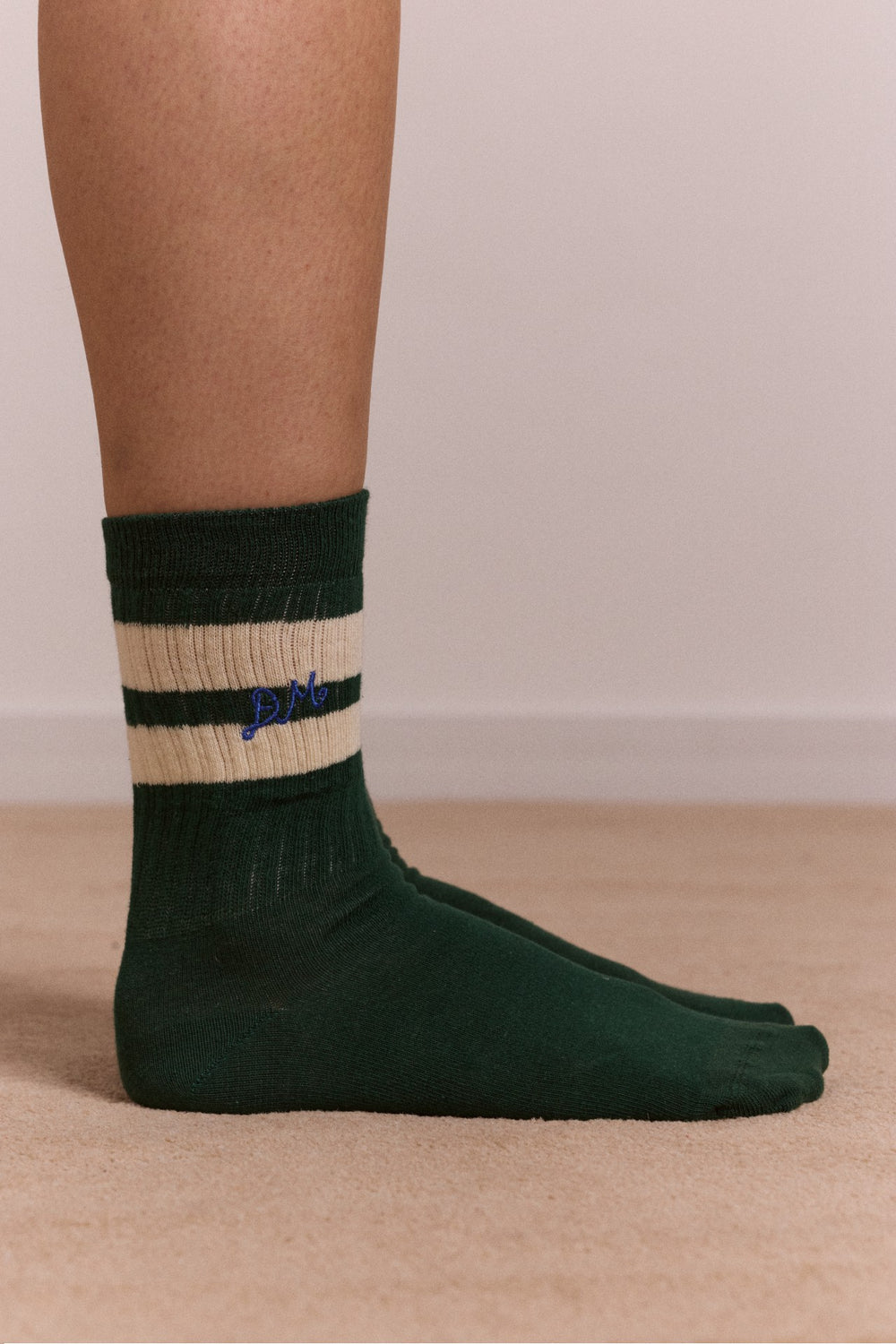 Damson Madder sporty calf length socks - green & cream