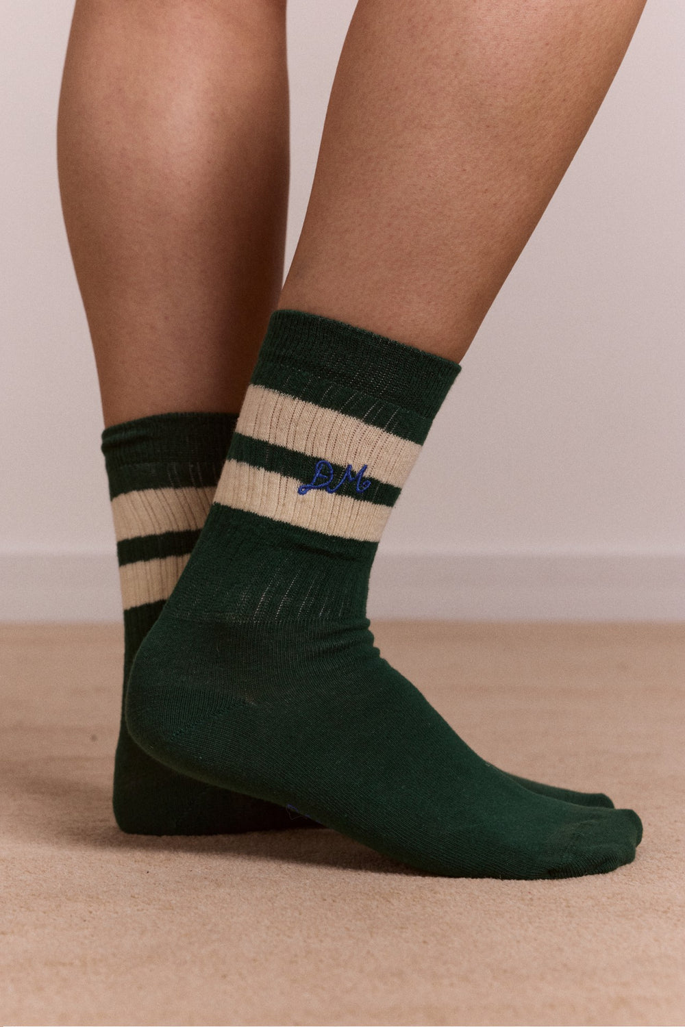 Damson Madder sporty calf length socks - green & cream