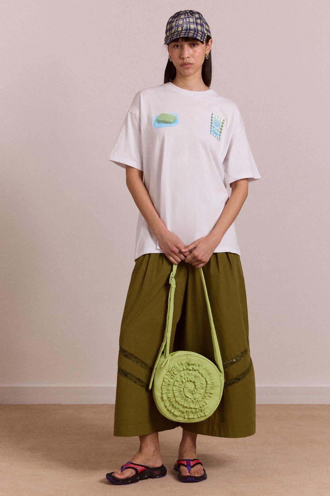 Damson Madder savon graphic tee - white