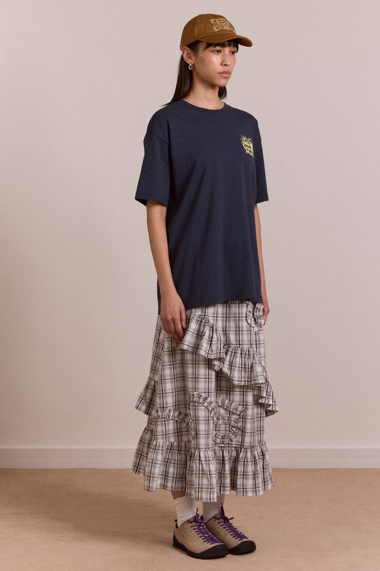 Damson Madder miraculous garden - navy t-shirt