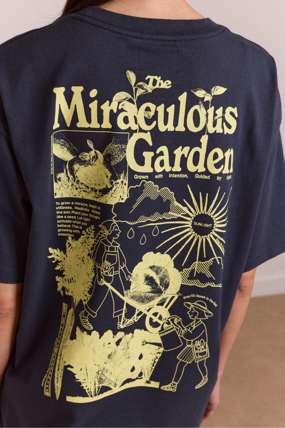 Damson Madder miraculous garden - navy t-shirt