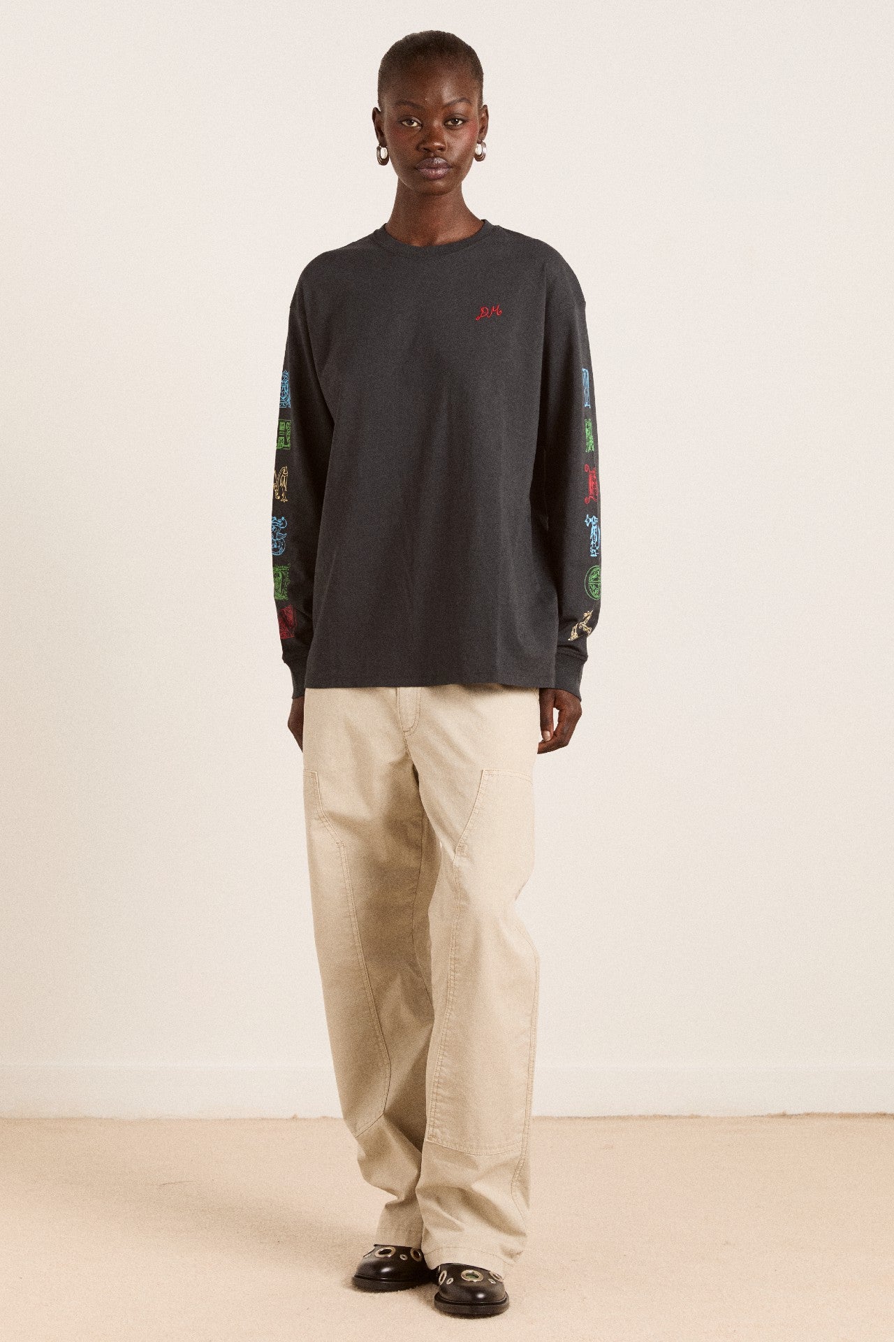 Damson Madder winter solstice long sleeve tee- charcoal