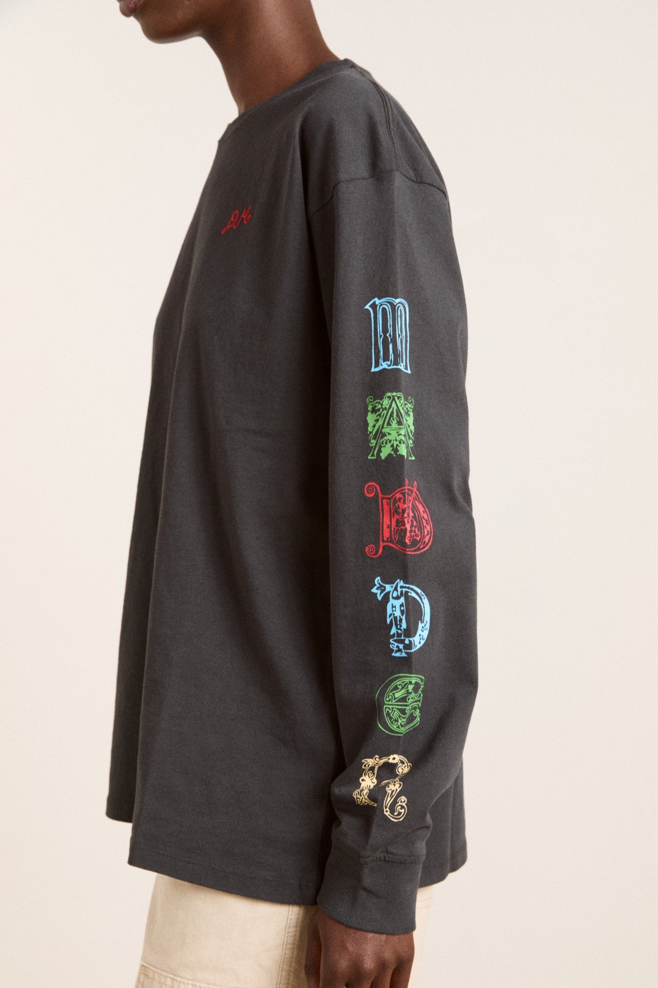 Damson Madder winter solstice long sleeve tee- charcoal