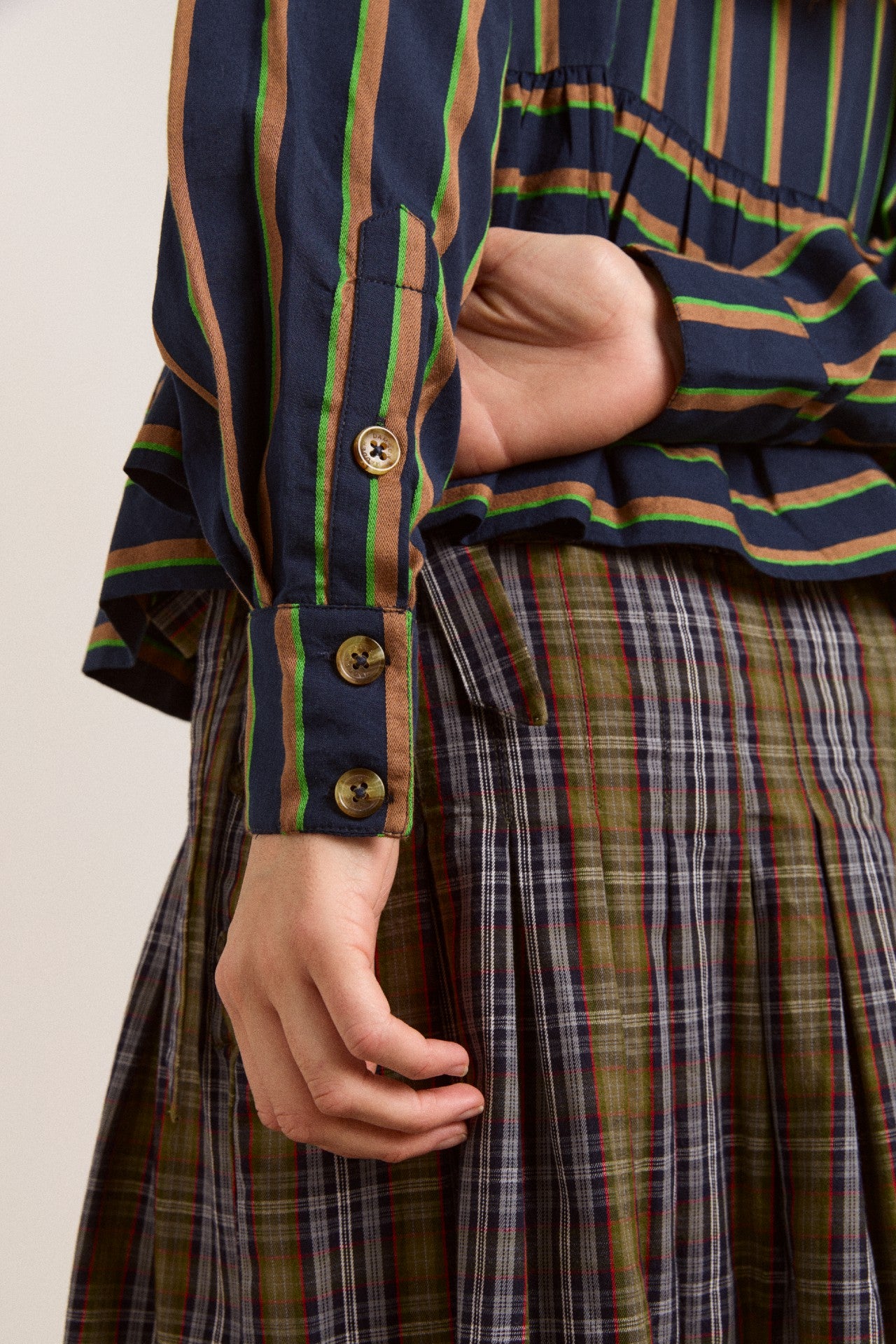 Damson Madder kinsley shirt - navy/green stripe